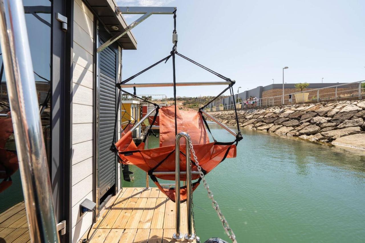 The Homeboat Company Albufeira Bagian luar foto